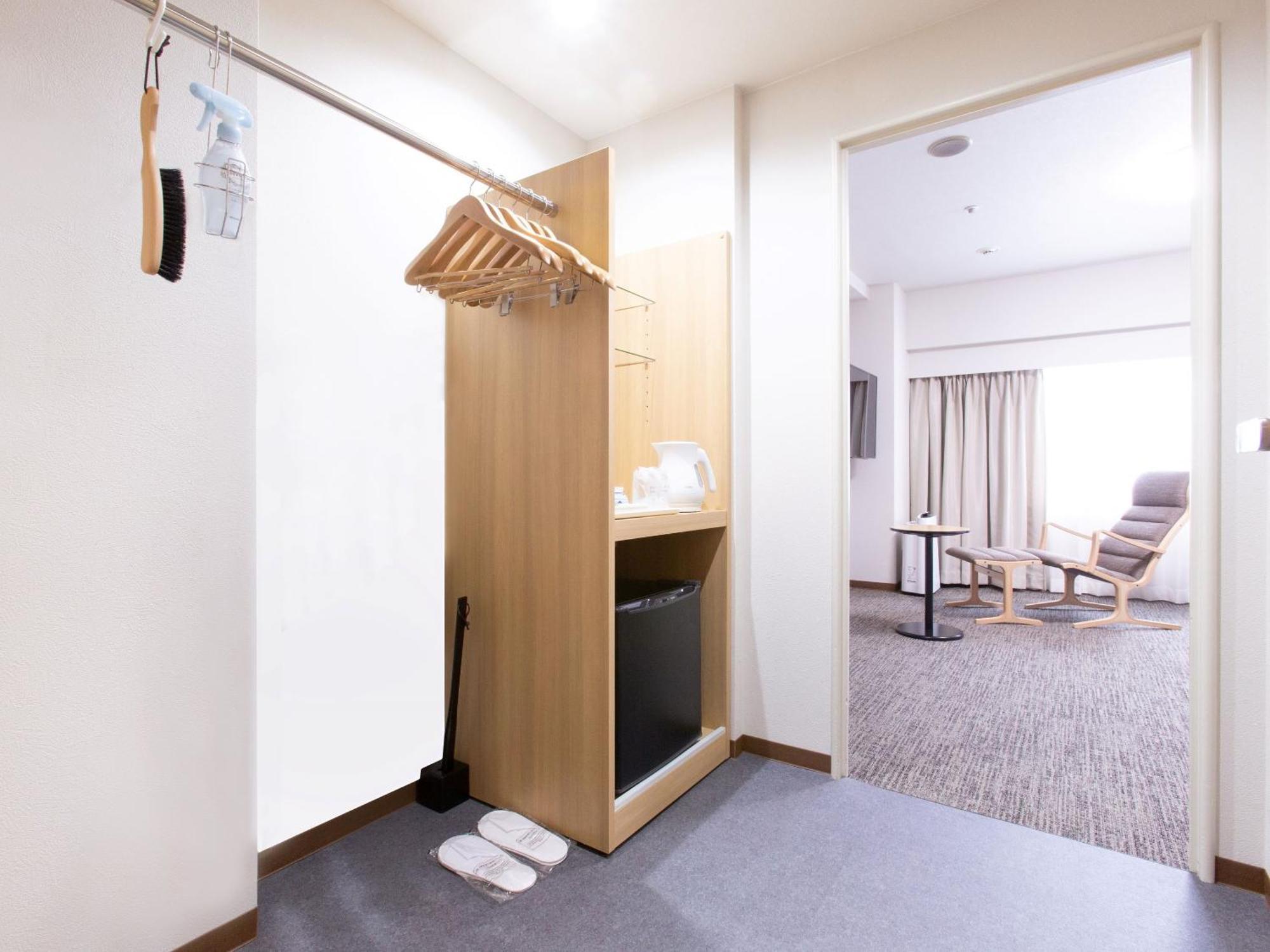 Toyama Chitetsu Hotel Экстерьер фото