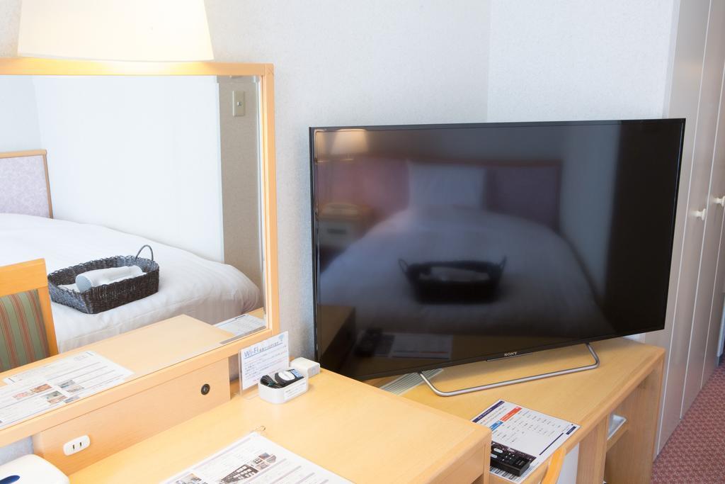 Toyama Chitetsu Hotel Экстерьер фото